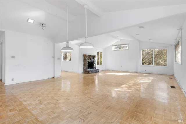 $495,000 | 10650 Woodside Drive, Forestville, CA 95436