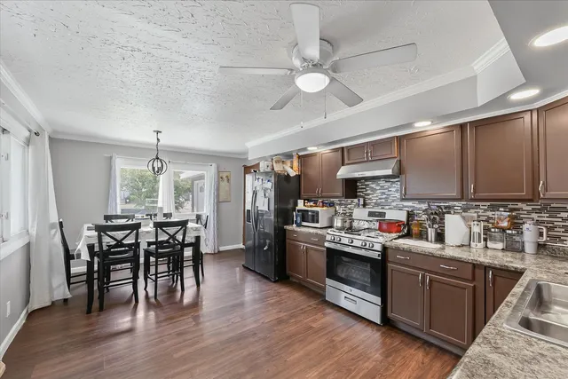 $190,000 | 1226 South Low Street, Bloomington, IL 61701