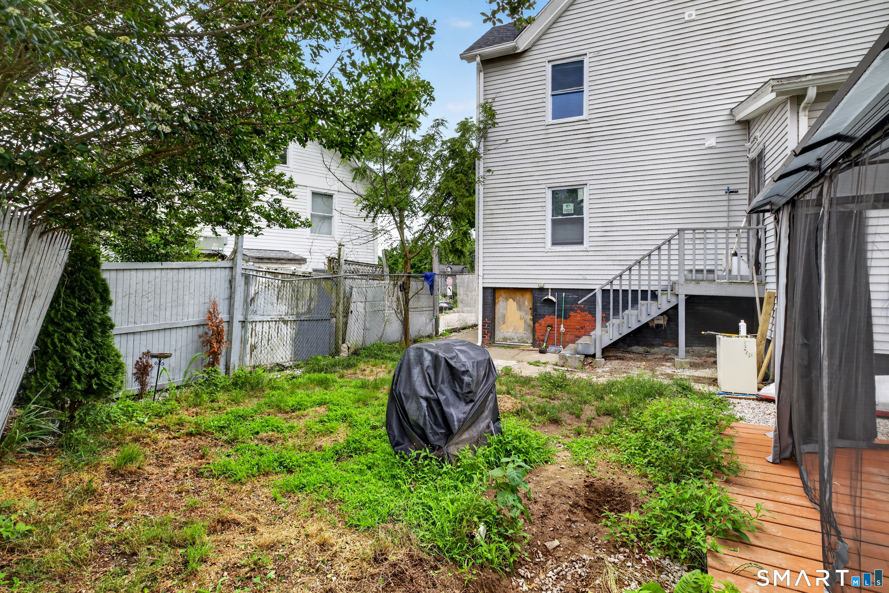 5 Manwaring Street New London, CT 06320 - Photo 6 of 29