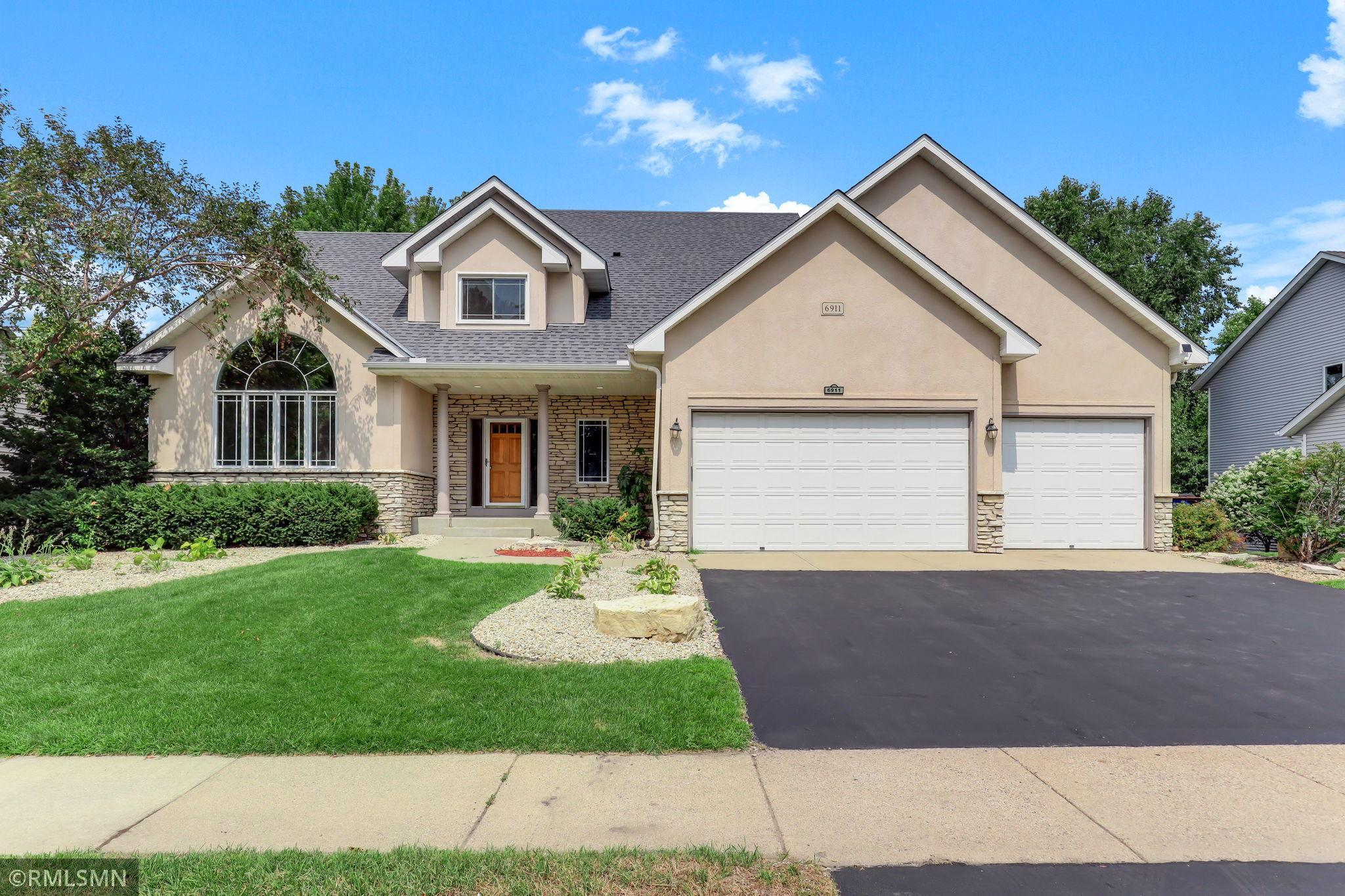 6911 Cambridge Road Shakopee, MN 55379 - Photo 2 of 56 Gallery Image 2