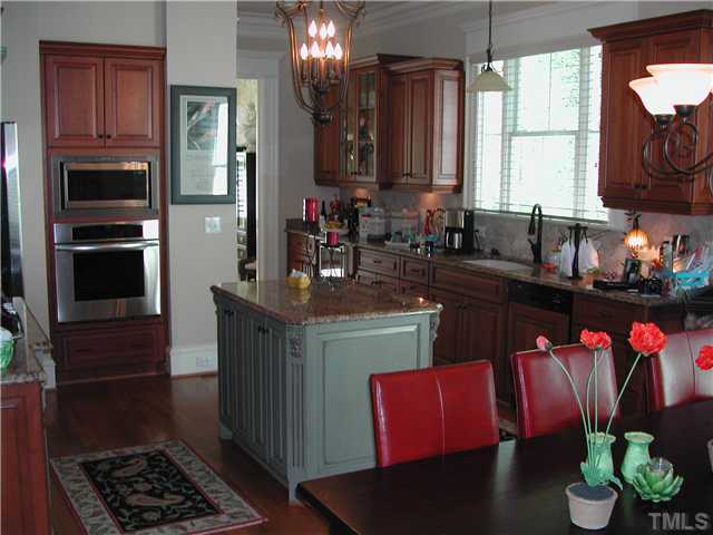 7822 Monument Lane Raleigh, NC 27615 - Photo 6 of 12 Efficient Kitchen