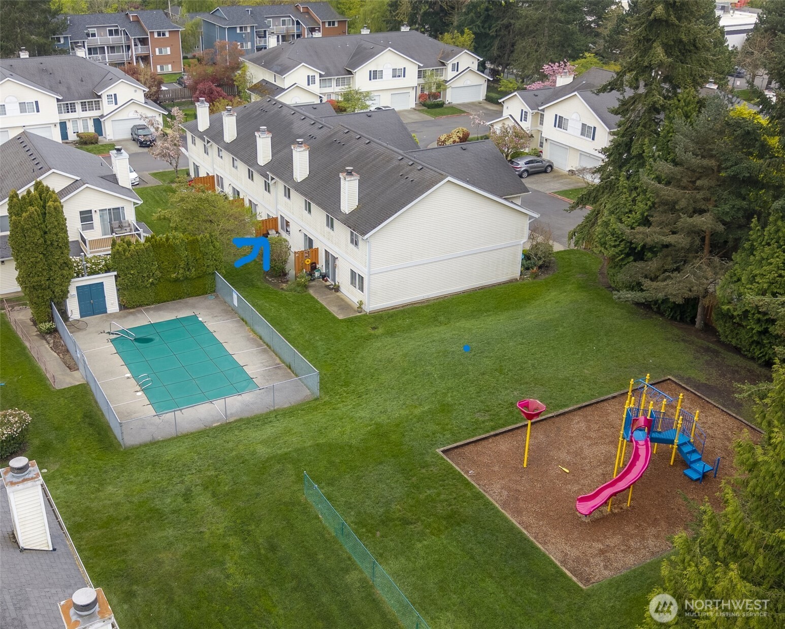 927 132nd Street Southwest, Unit C2 Everett, WA 98204 - Photo 5 of 39