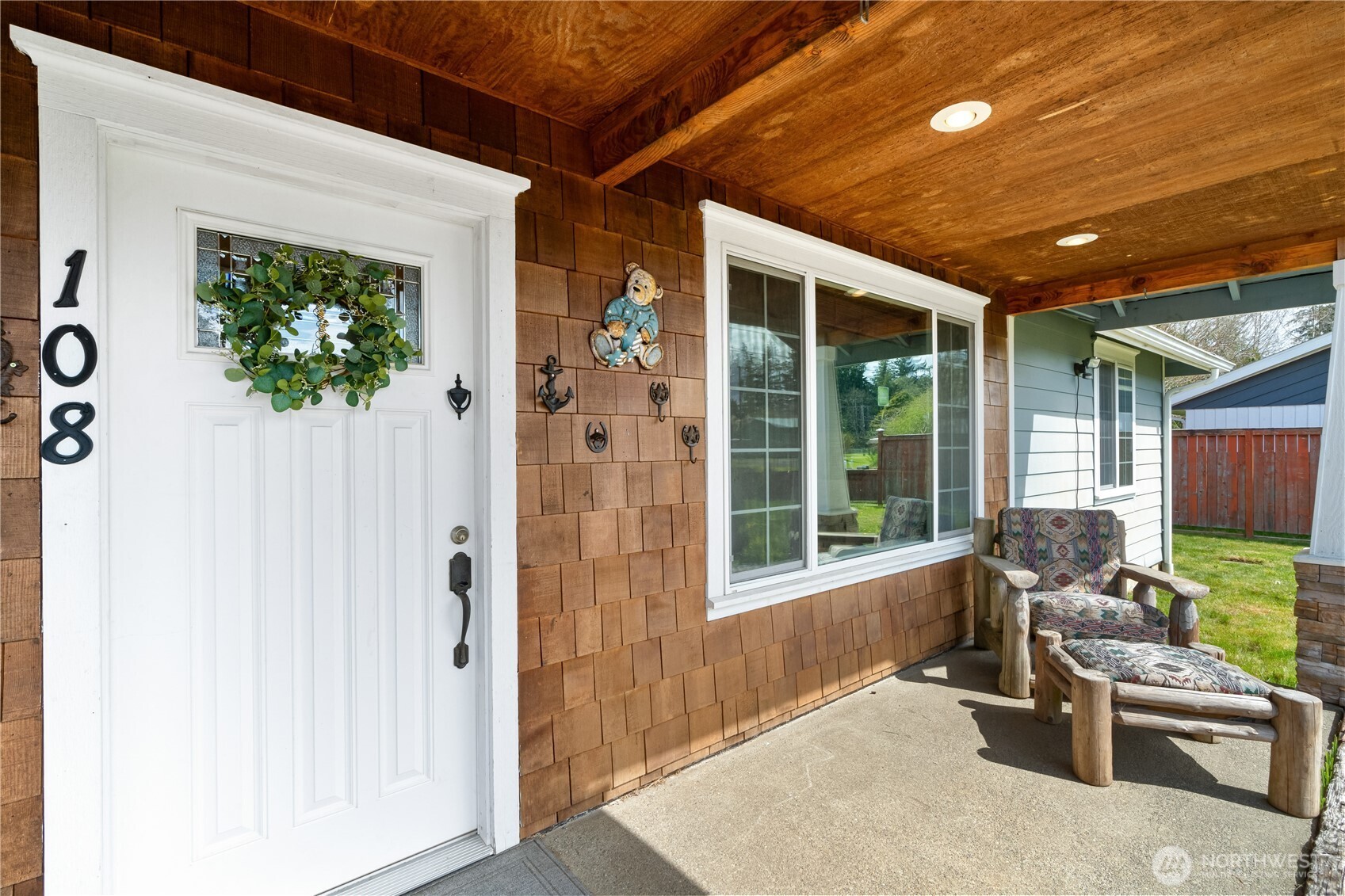 108 Old Hill Road Aberdeen, WA 98520 - Photo 2 of 32