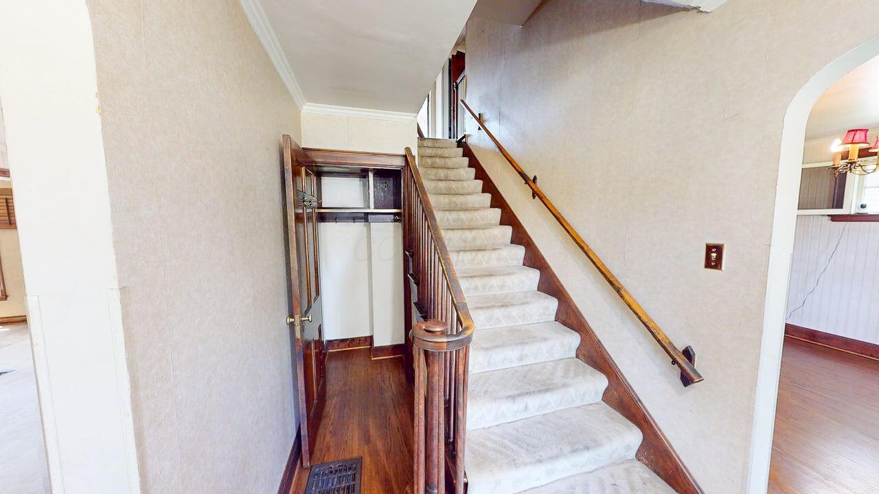 247 South Ardmore Road Columbus, OH 43209 - Photo 10 of 55 247 S Ardmore5
