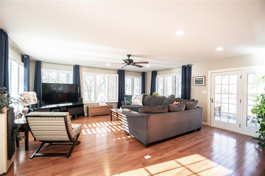 7140 Dean Road Indianapolis, IN 46240 - Photo 12 of 38 Gallery Image 12