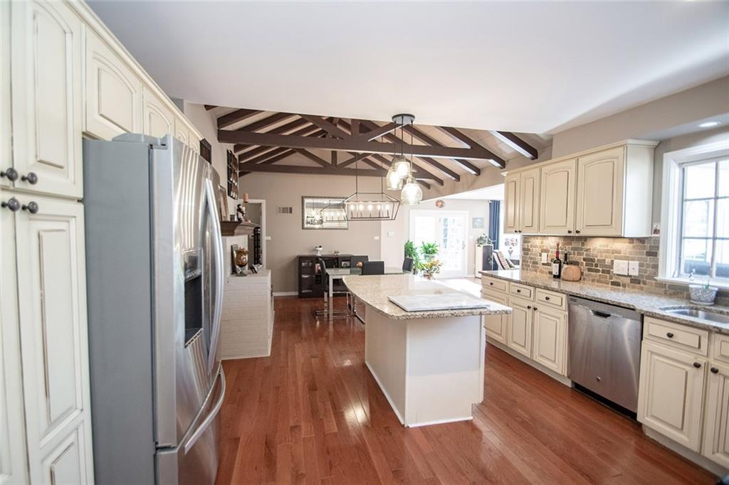 7140 Dean Road Indianapolis, IN 46240 - Photo 16 of 38 Gallery Image 16