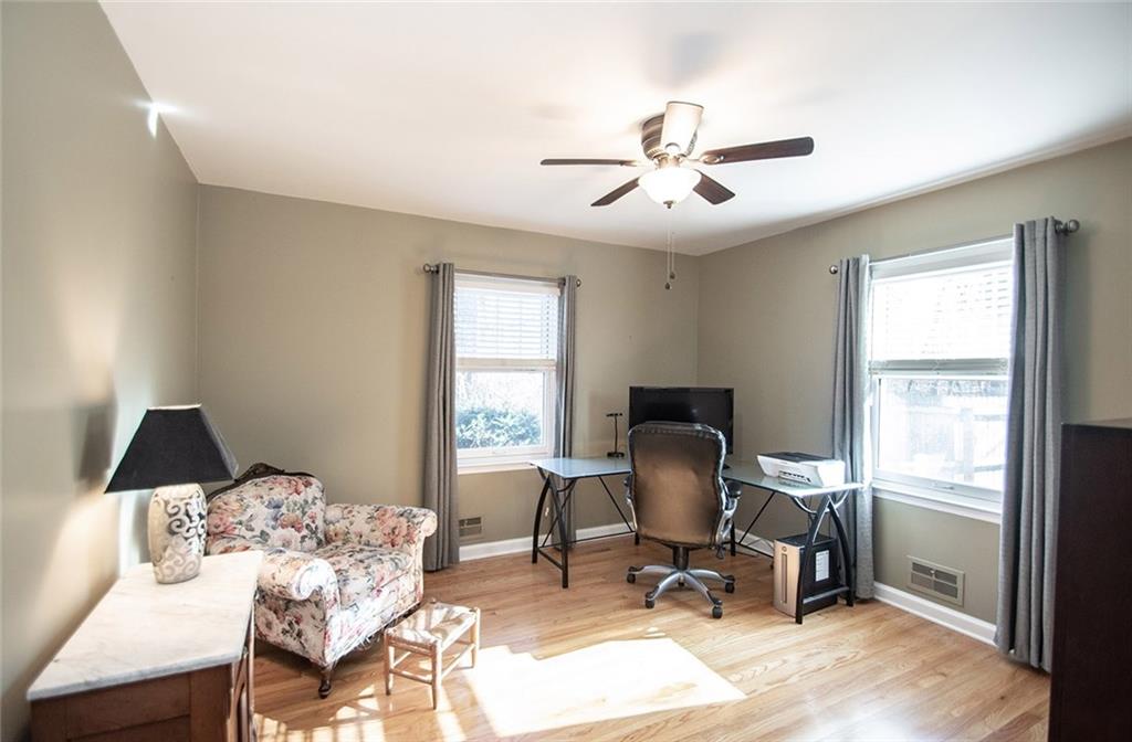 7140 Dean Road Indianapolis, IN 46240 - Photo 24 of 38 Gallery Image 24