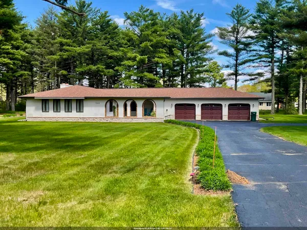 $510,000 | 7641 Greeler Lane, Wisconsin Rapids, WI 54494