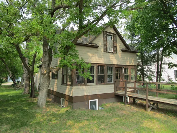 $159,000 | 1909 Irvine Avenue Northwest, Bemidji, MN 56601