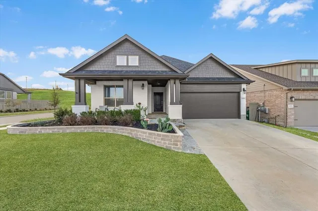 $389,000 | 2301 Shorthorn Drive, Northlake, TX 76247