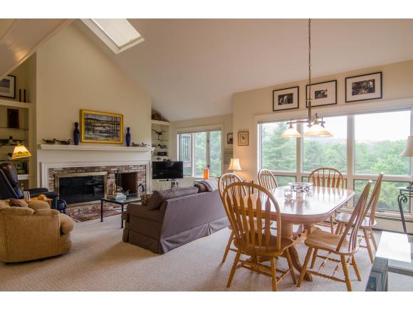 919 Murphys Road, Unit A Hartford, VT 05059 - Photo 4 of 16 Gallery Image 4