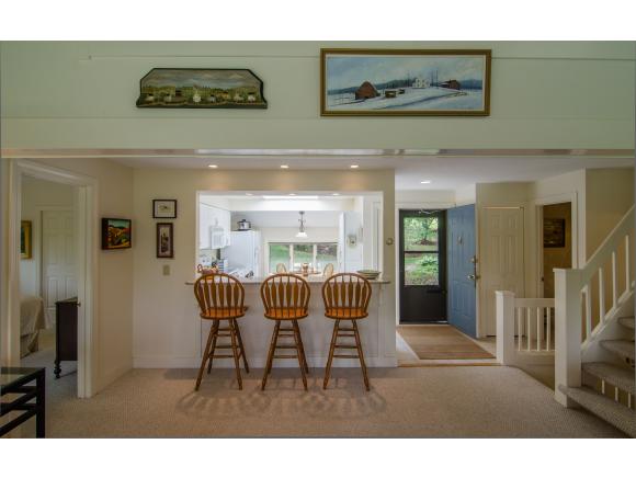919 Murphys Road, Unit A Hartford, VT 05059 - Photo 5 of 16 Gallery Image 5