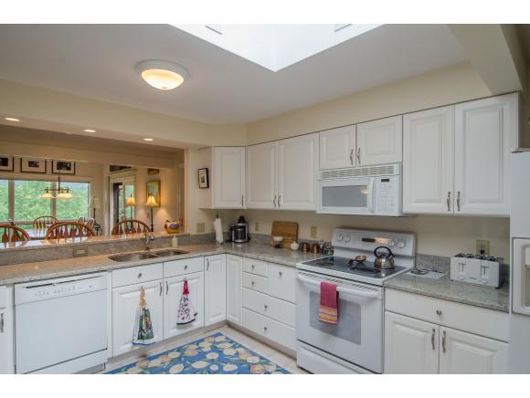 919 Murphys Road, Unit A Hartford, VT 05059 - Photo 6 of 16 Gallery Image 6