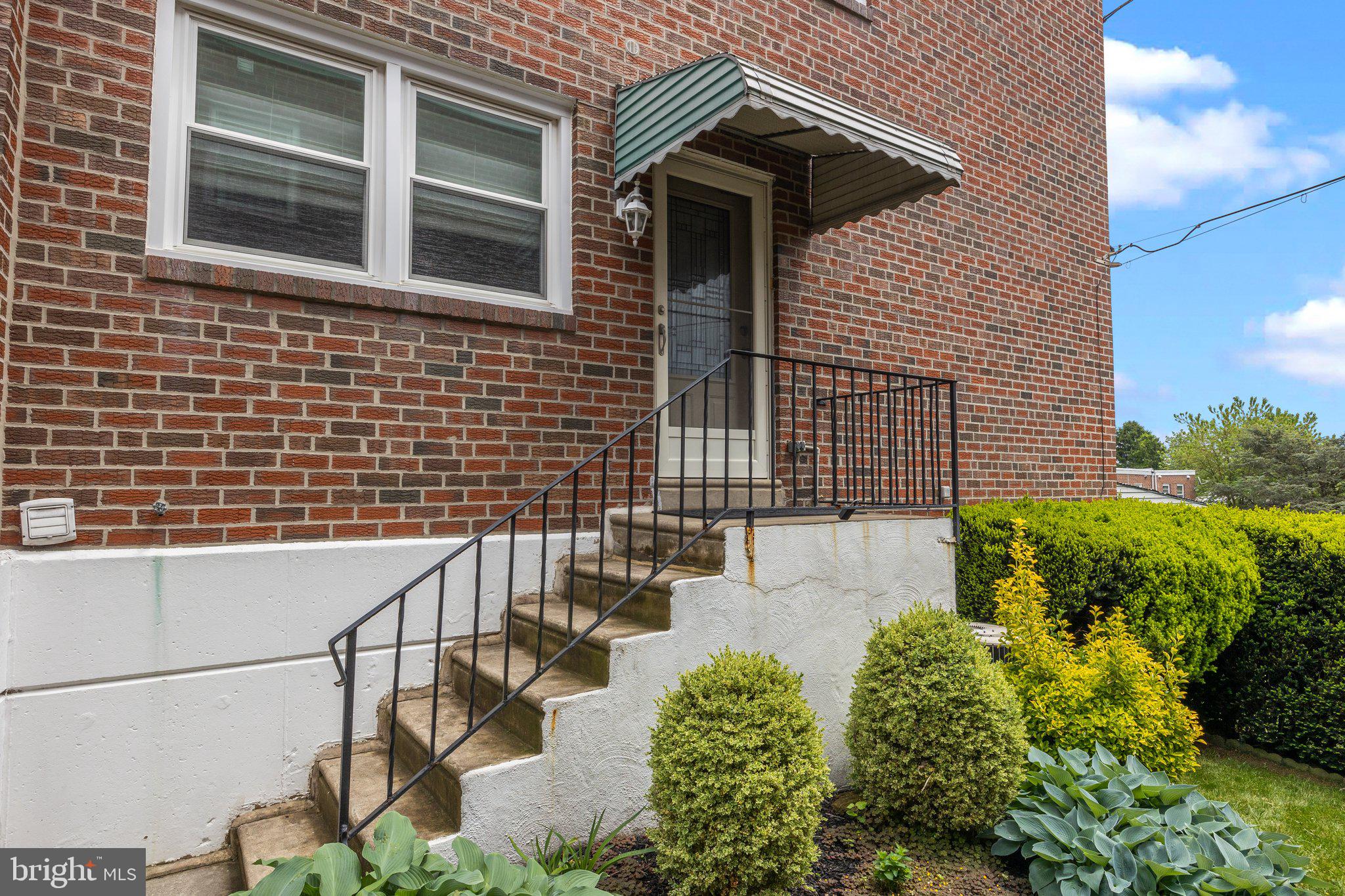 7020 Voigt Road Philadelphia, PA 19128 - Photo 3 of 27 Exterior Side