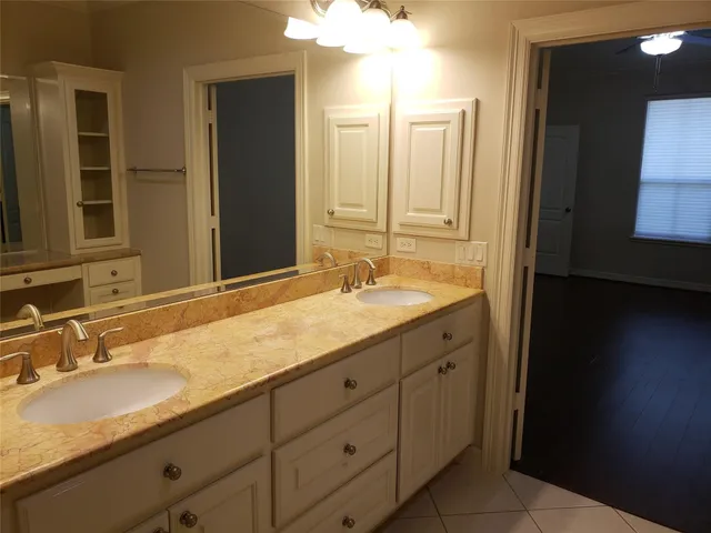 $2,600 | 4330 Lake Run Drive, Missouri City, TX 77459