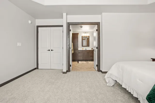 $433,119 | 414 Westview Lane East, West Fargo, ND 58078