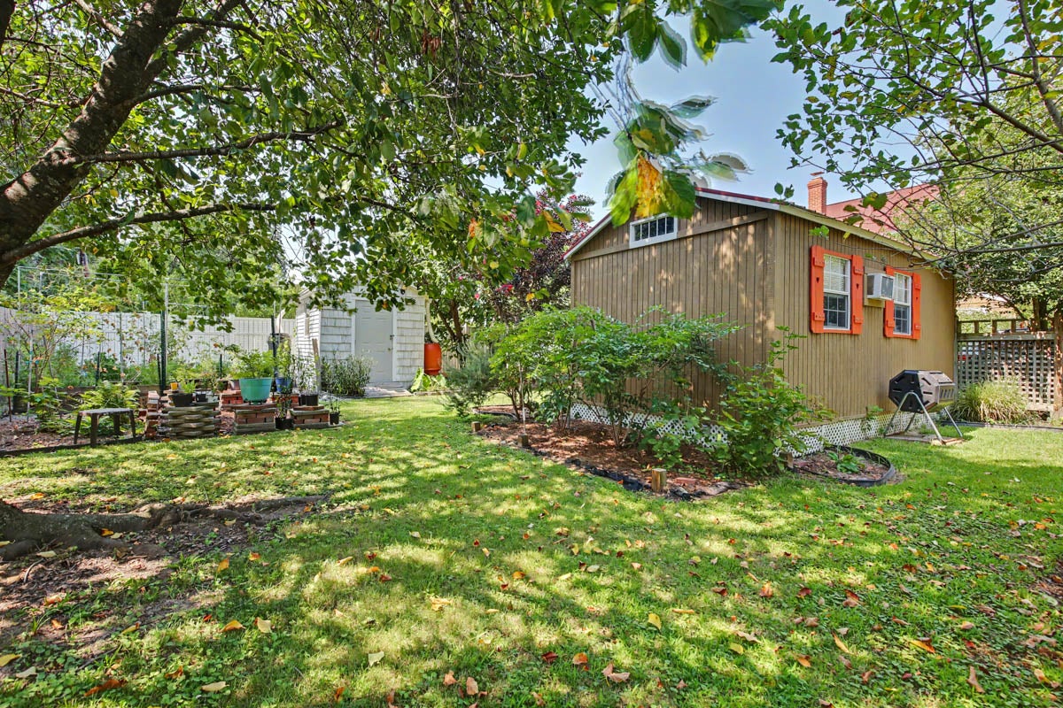 103 Locust Avenue Hampton, VA 23661 - Photo 34 of 37 Gallery Image 34