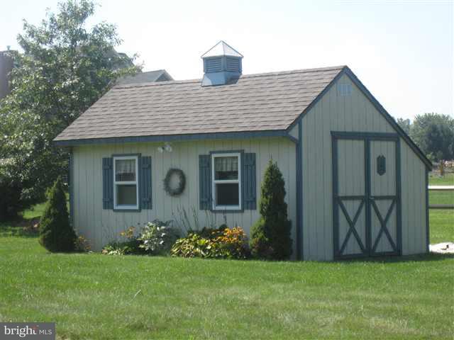11 Sandy Bottom Road Carlisle, PA 17015 - Photo 9 of 20 Gallery Image 9