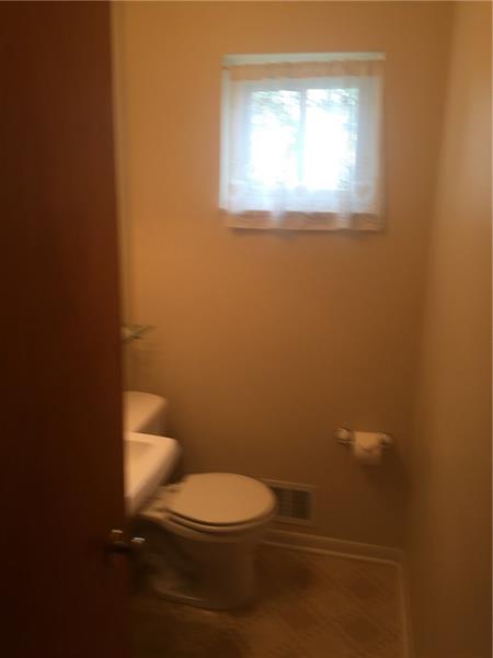5543 Glass Road Pittsburgh, PA 15205 - Photo 8 of 17 Gallery Image 8