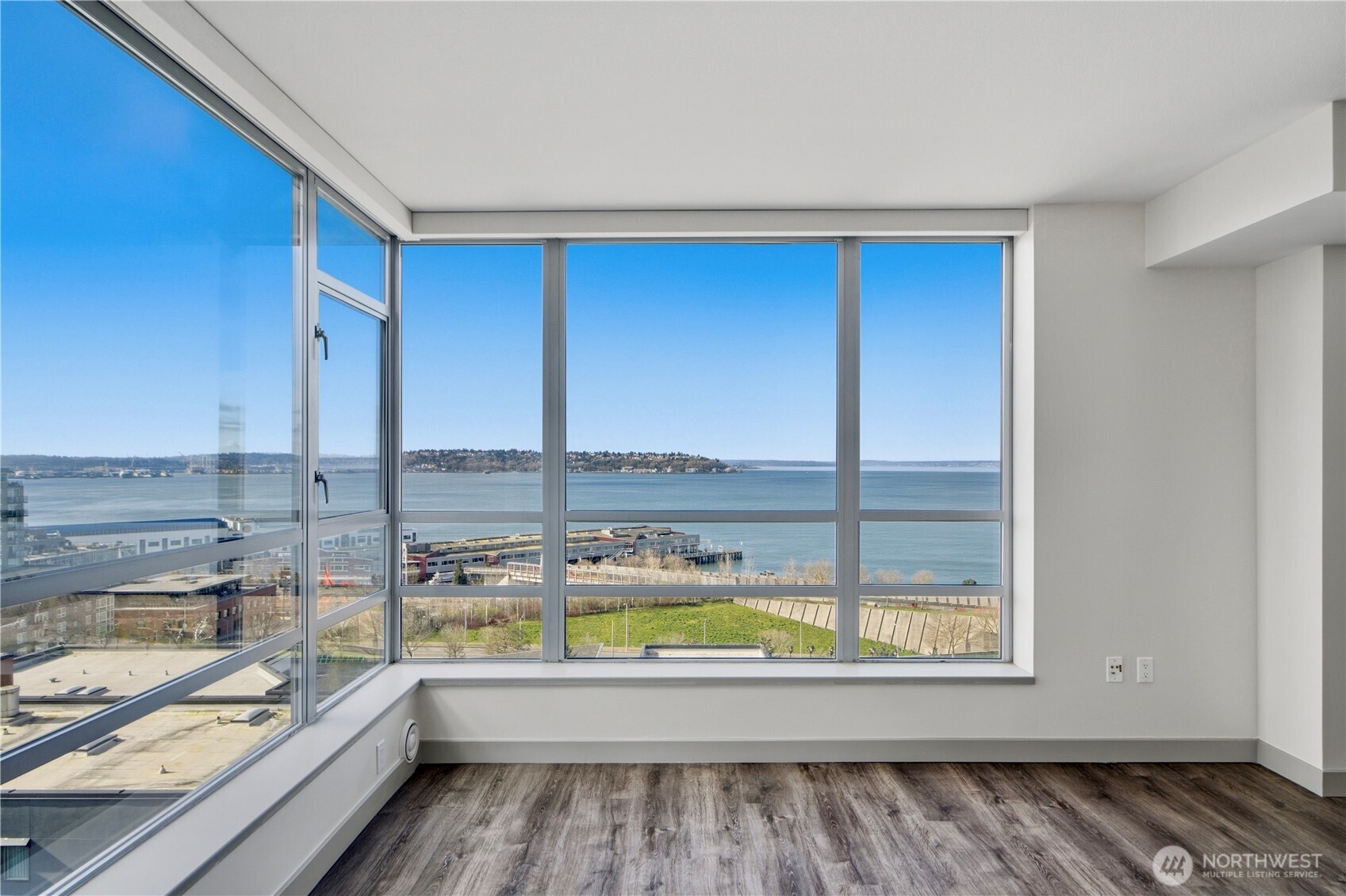 2929 1st Avenue, Unit 808 Seattle, WA 98121 - Photo 8 of 19