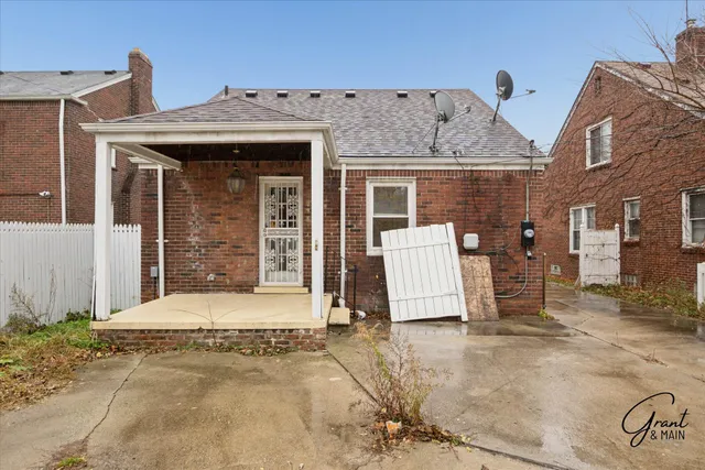 $79,900 | 10867 Balfour Road, Detroit, MI 48224