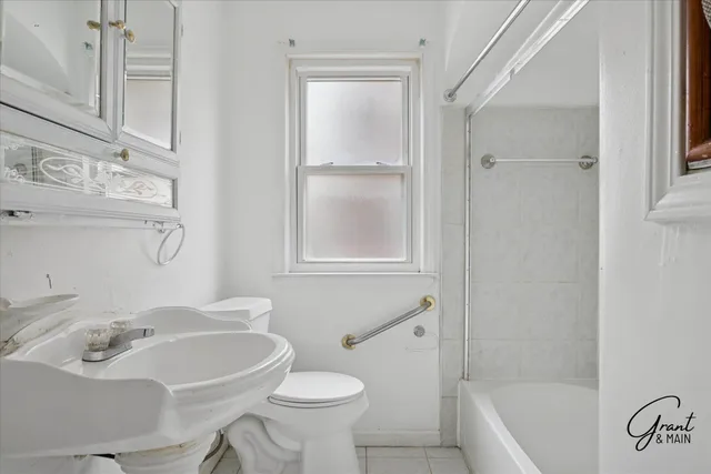 $79,900 | 10867 Balfour Road, Detroit, MI 48224