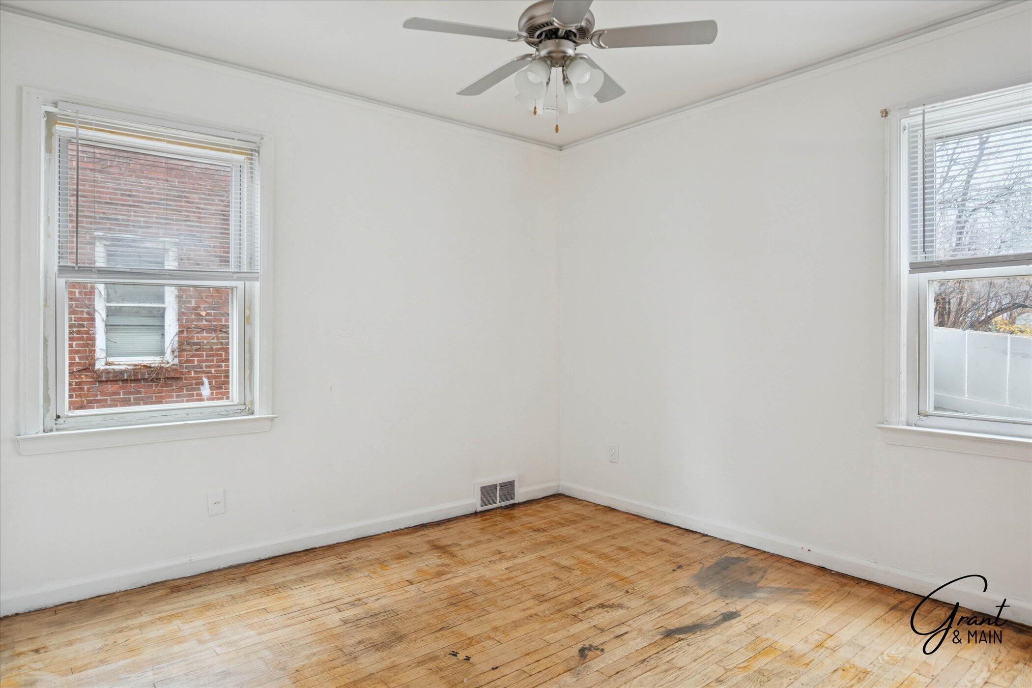 10867 Balfour Road Detroit, MI 48224 - Photo 10 of 19 22-22-10867 Balfour Rd Detroit, MI 4822