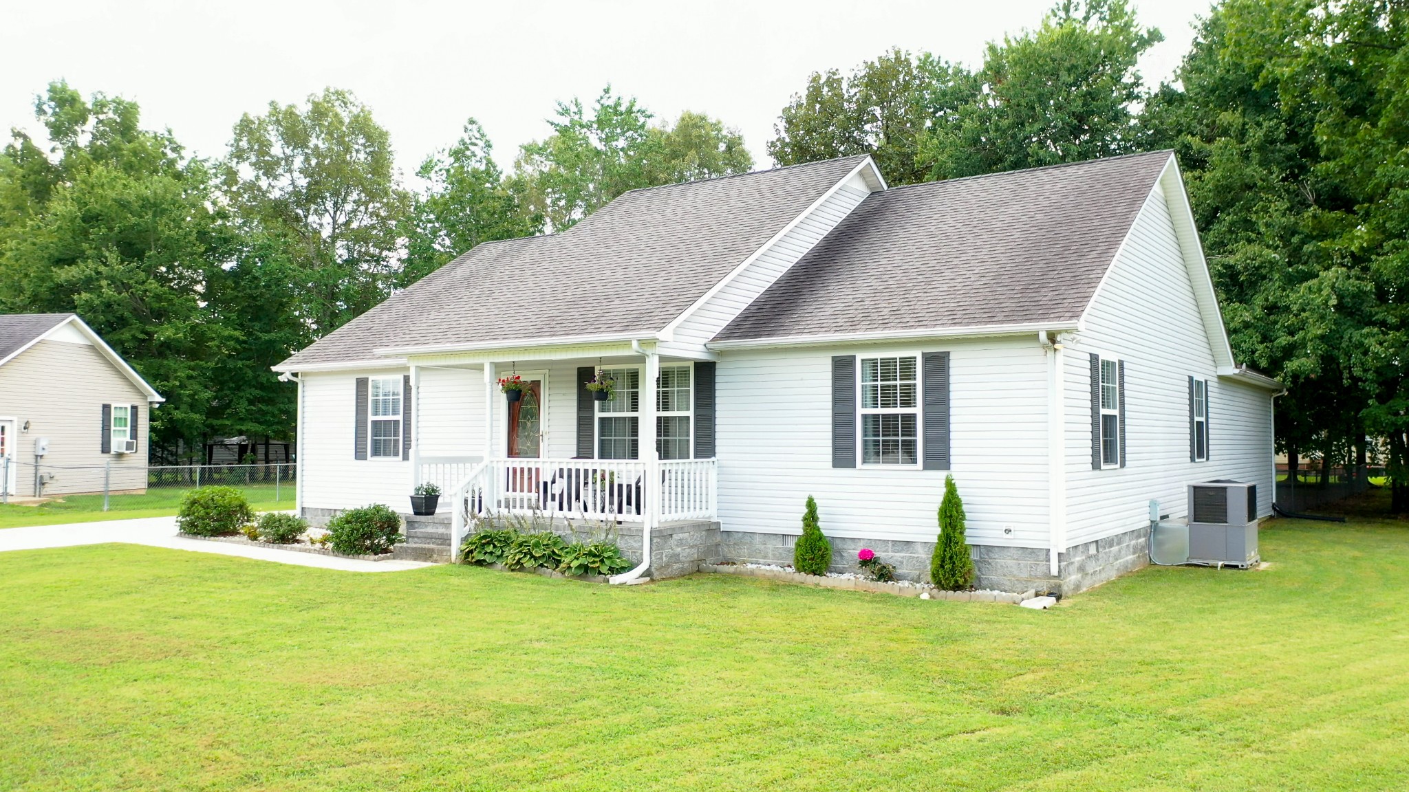 461 West Doak Road Manchester, TN 37355 - Photo 1 of 32 Gallery Image 1