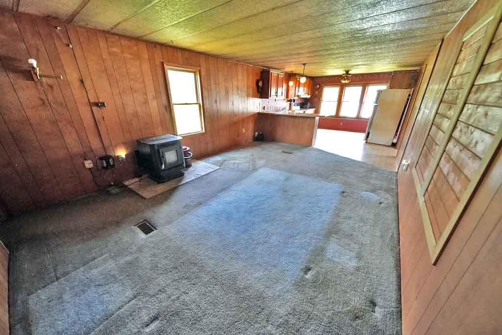 440 B Road Houlton, ME 04730 - Photo 17 of 35 living-area-country-mobile-