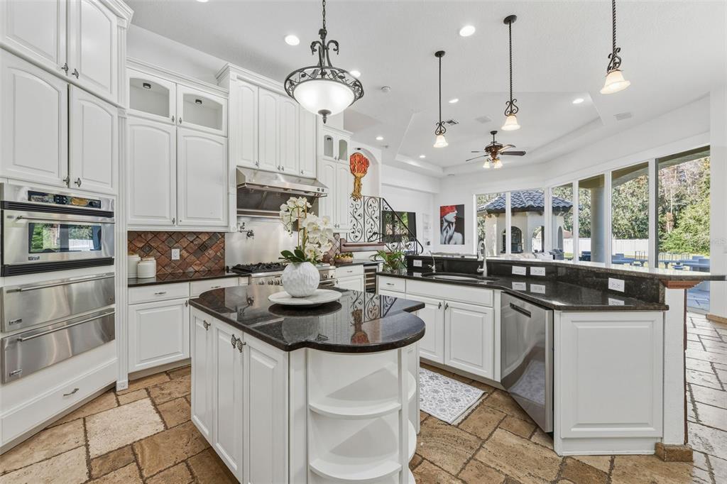 19165 Geraci Road Lutz, FL 33558 - Photo 21 of 82