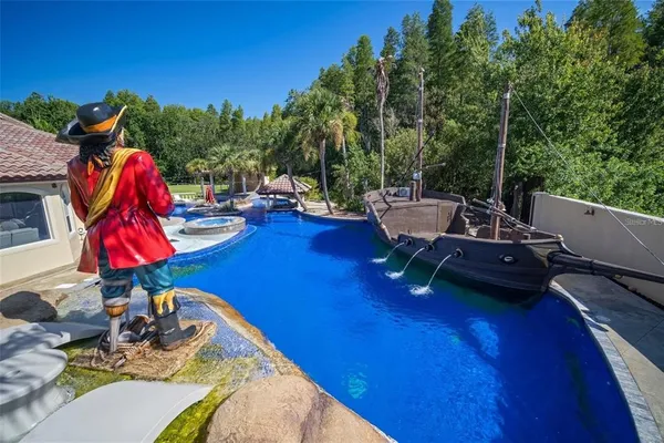 $5,599,900 | 19165 Geraci Road, Lutz, FL 33558