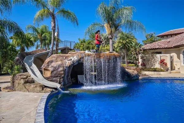 $5,599,900 | 19165 Geraci Road, Lutz, FL 33558