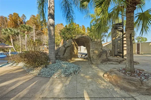 $5,599,900 | 19165 Geraci Road, Lutz, FL 33558