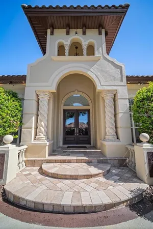 $5,599,900 | 19165 Geraci Road, Lutz, FL 33558