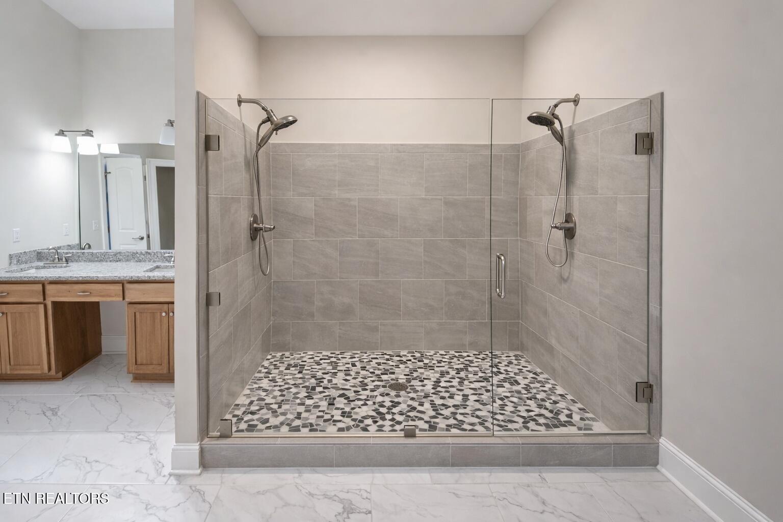 553 Hickory Point Lane Maynardville, TN 37807 - Photo 22 of 36 1000040185