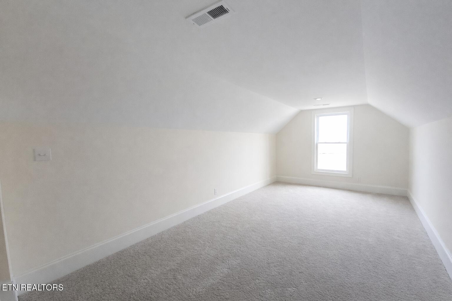 553 Hickory Point Lane Maynardville, TN 37807 - Photo 28 of 36 1000040192