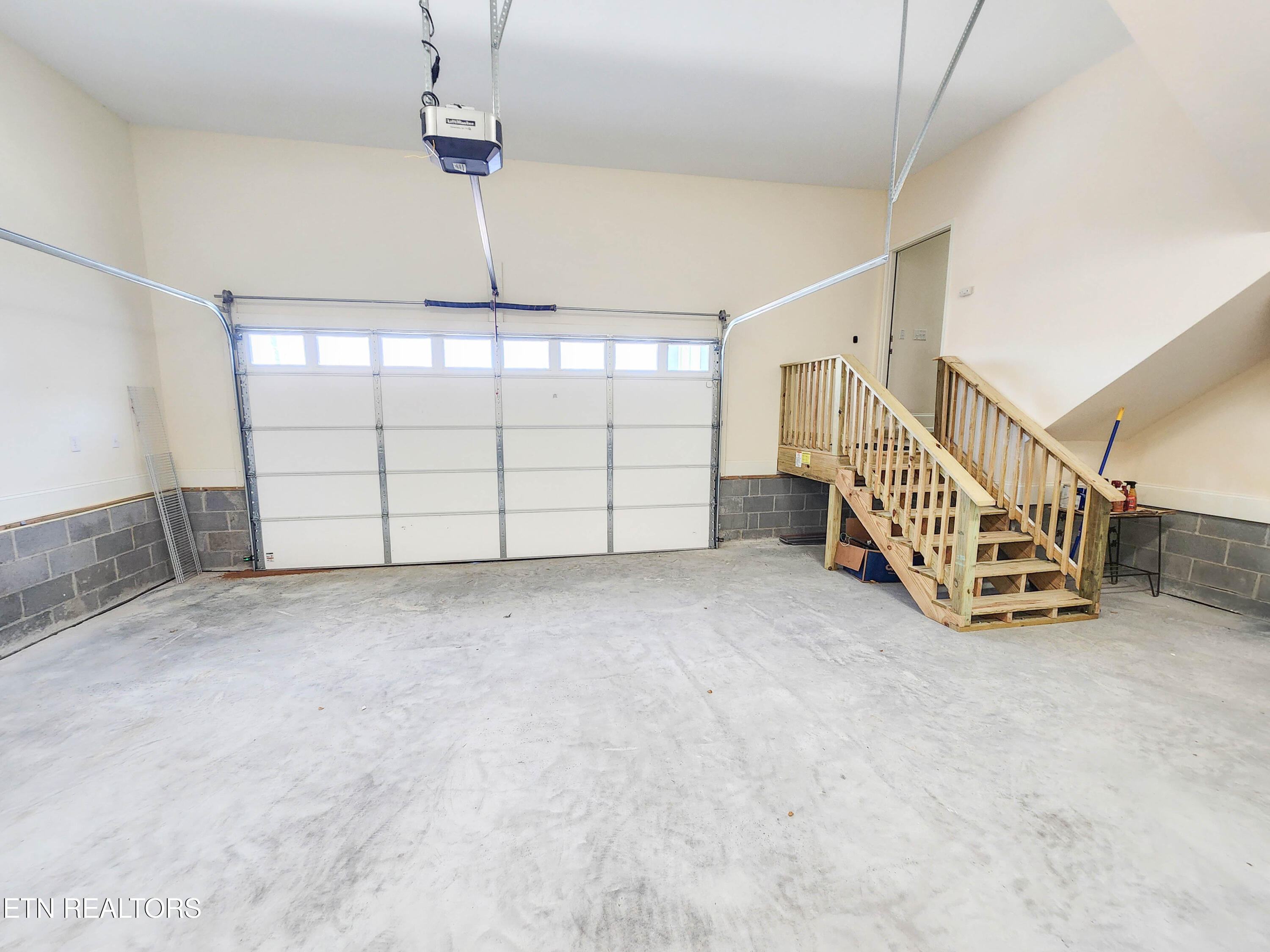 553 Hickory Point Lane Maynardville, TN 37807 - Photo 32 of 36 hickory pointe gar