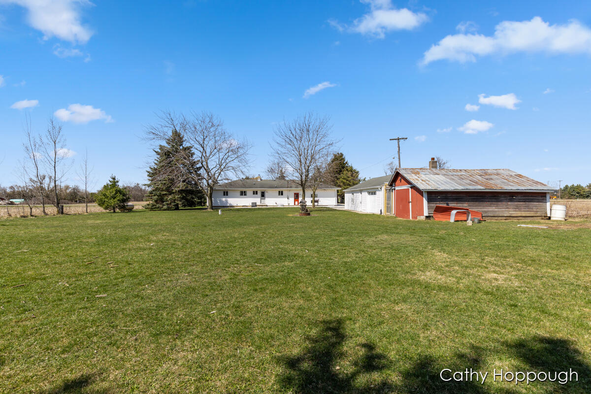 8755 South Francis Road Dewitt, MI 48820 - Photo 19 of 25 IMG_1018