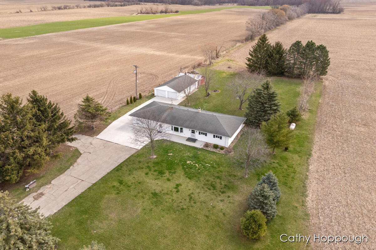 8755 South Francis Road Dewitt, MI 48820 - Photo 21 of 25 IMG_1020