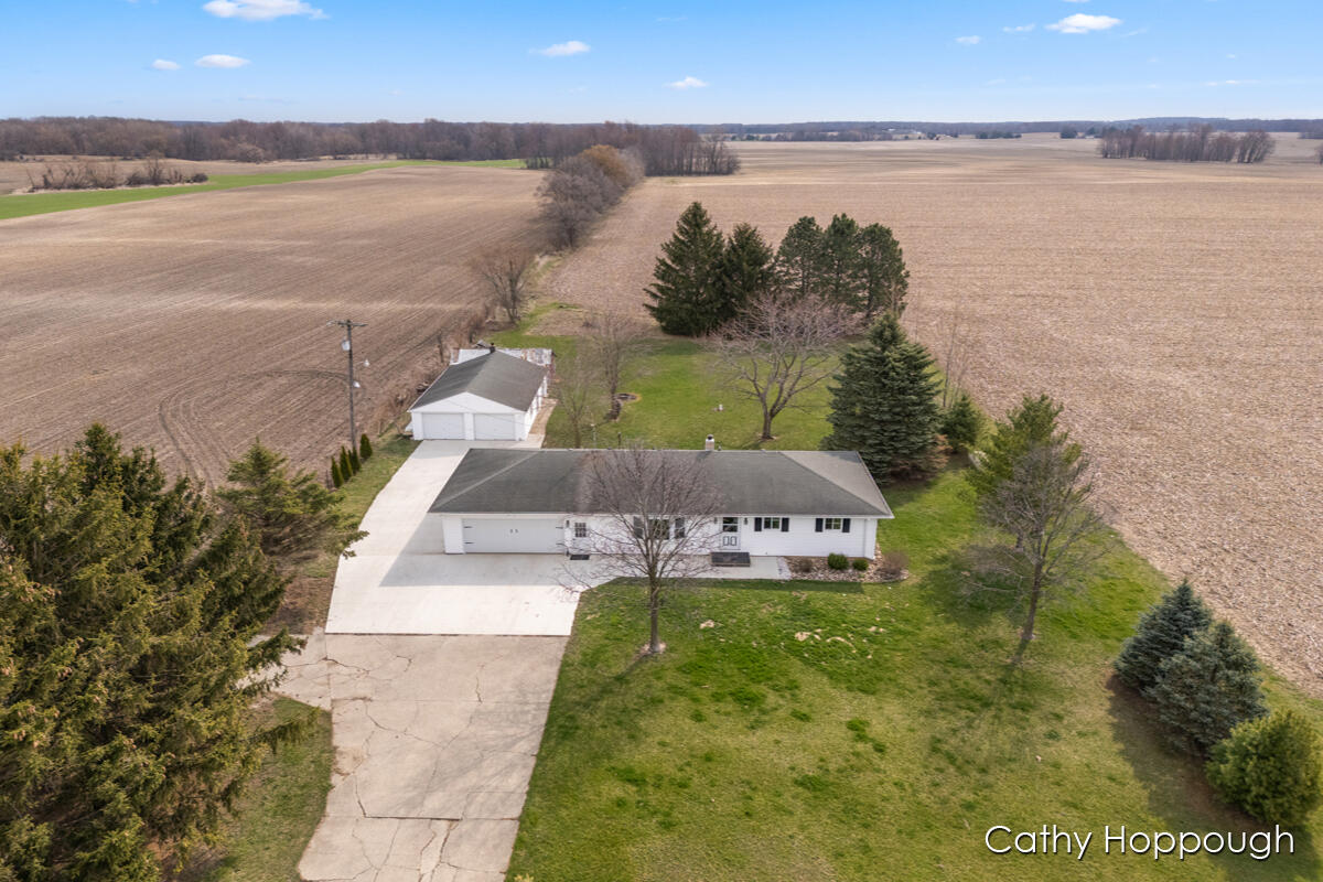 8755 South Francis Road Dewitt, MI 48820 - Photo 22 of 25 IMG_1021