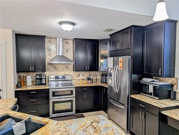 $369,900 | 1235 East Hartford Street, Hernando, FL 34442