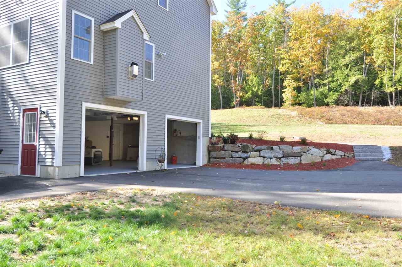 2 Brandy Rock Road Derry, NH 03038 - Photo 31 of 33