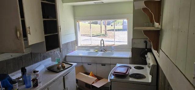 $90,000 | 13 Harlow Hill Road, Mexico, ME 04257