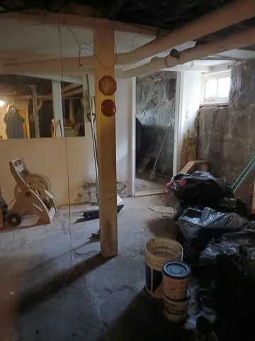 $90,000 | 13 Harlow Hill Road, Mexico, ME 04257