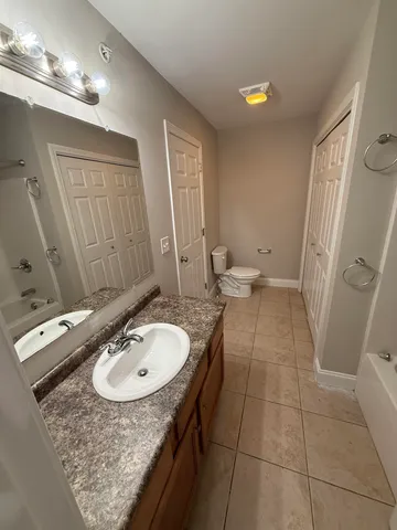 $3,300 | 16 Centennial Drive, Dover, NH 03820