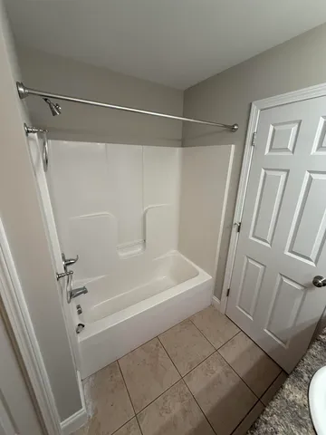 $3,300 | 16 Centennial Drive, Dover, NH 03820