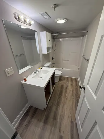 $3,300 | 16 Centennial Drive, Dover, NH 03820