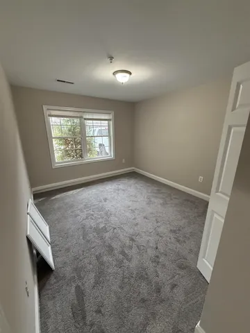 $3,300 | 16 Centennial Drive, Dover, NH 03820