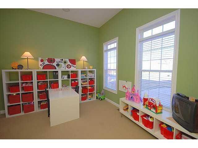 12304 Wolverton Way Fishers, IN 46037 - Photo 10 of 24 Gallery Image 10