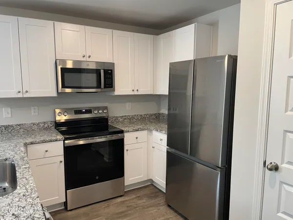 $1,900 | 462 Ladyfish Loop Northwest, Sunset Beach, NC 28468